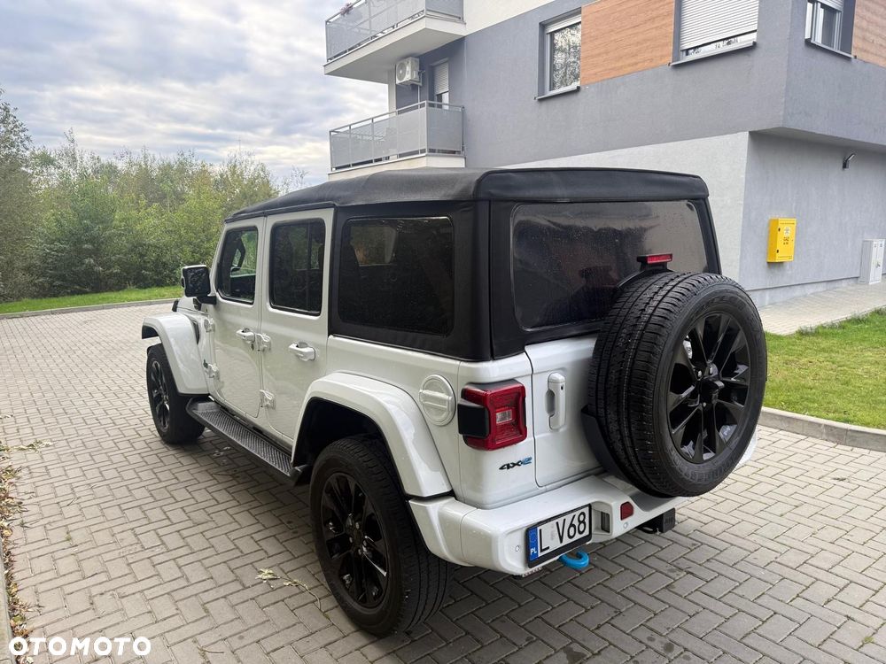 Jeep Wrangler - 4