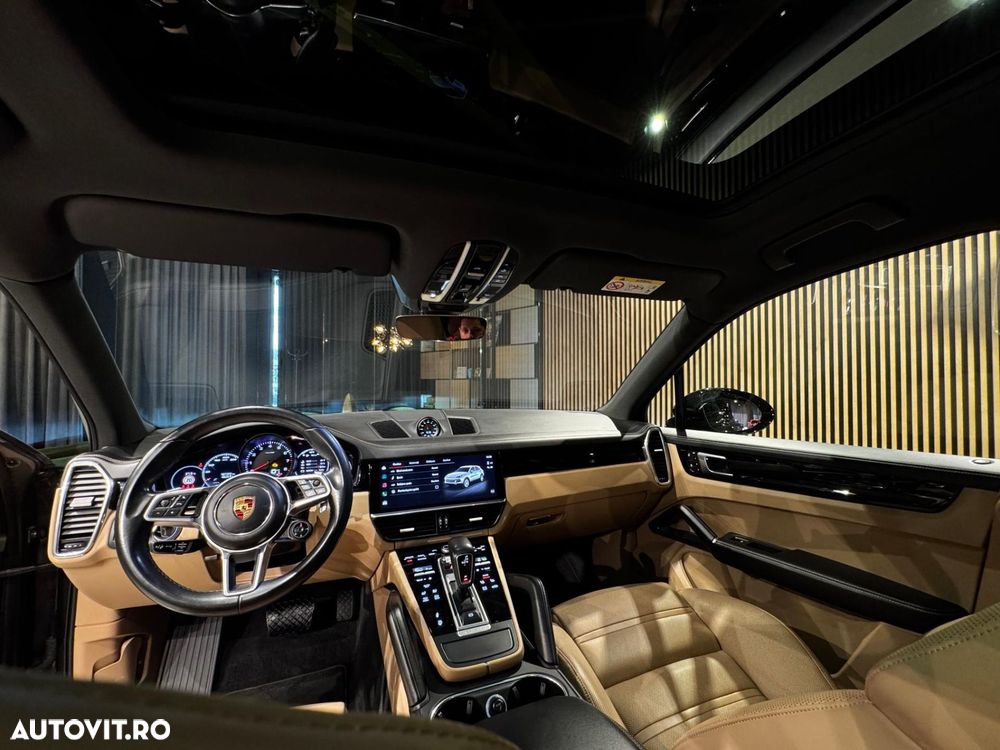 Porsche Cayenne Standard - 32