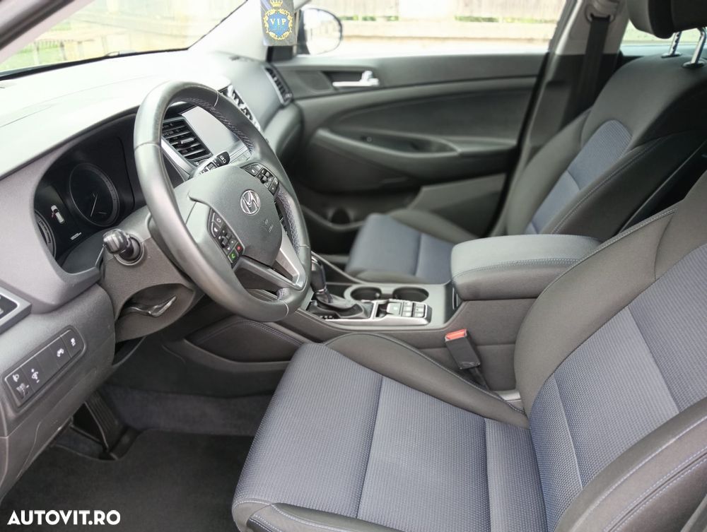 Hyundai Tucson blue 1.7 CRDi 2WD DCT Style - 23