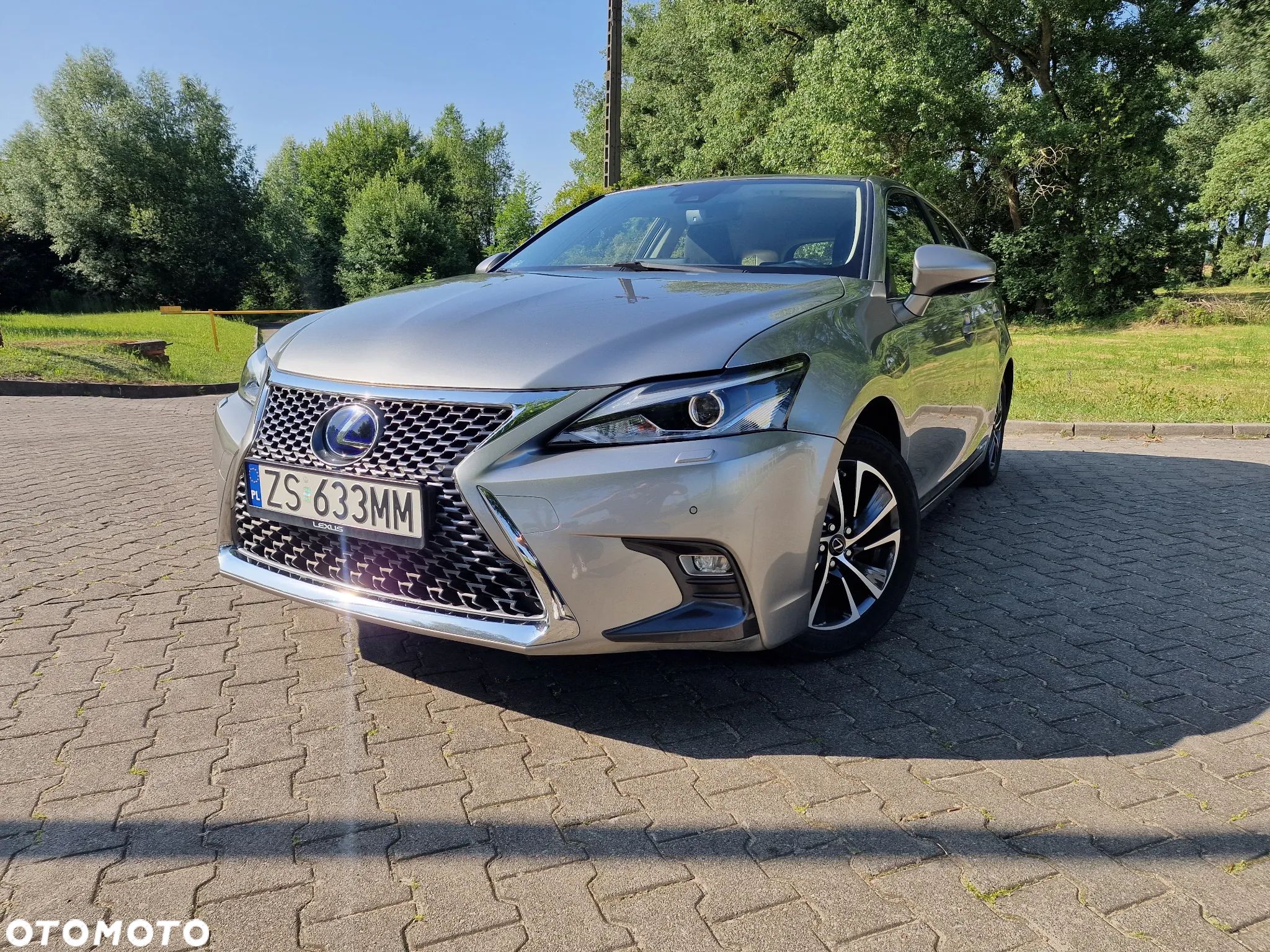 Lexus CT 200h Business Edition - 1