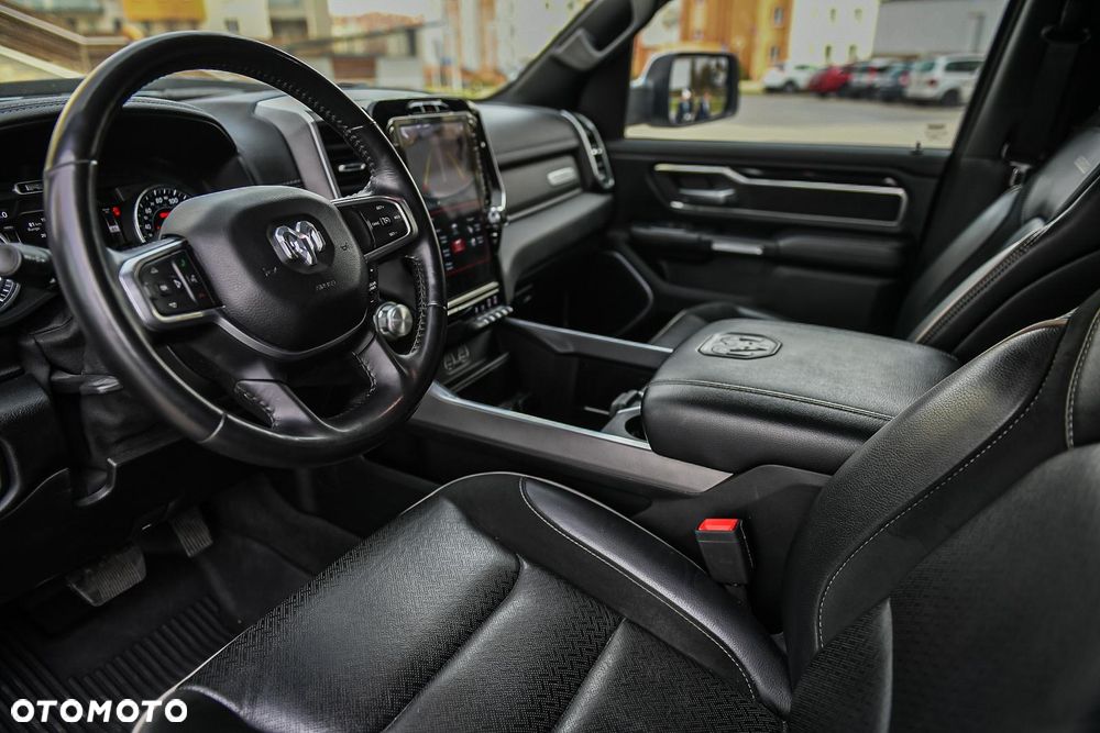 RAM 1500 5.7 Crew Cab Laramie - 16