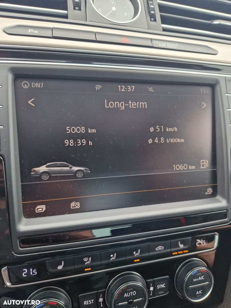 Volkswagen Passat 2.0 TDI Highline - 11