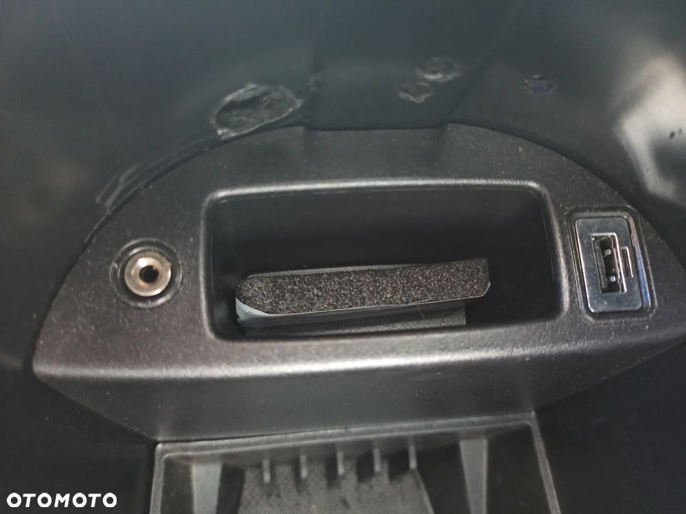 Ford Kuga 2.0 TDCi Titanium - 13