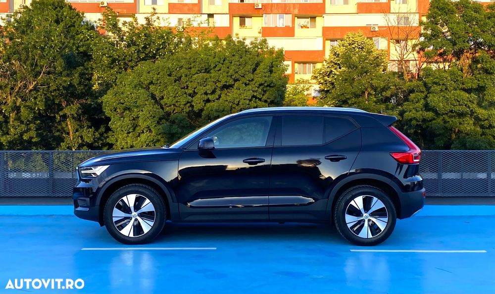Volvo XC 40 T2 Plus Dark - 22