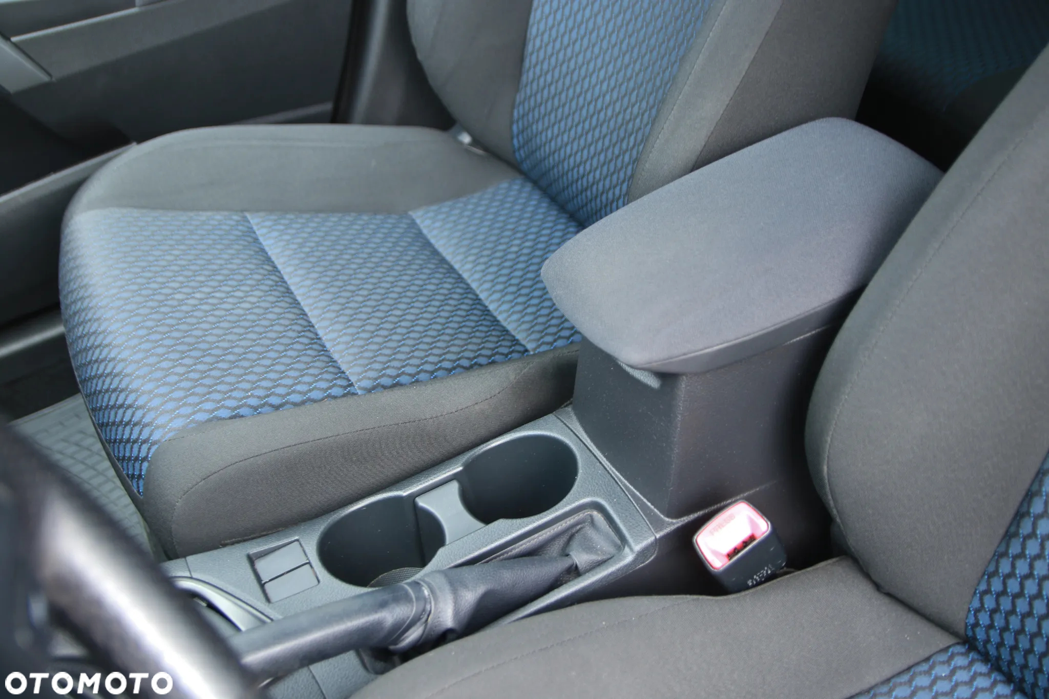 Toyota Auris - 19