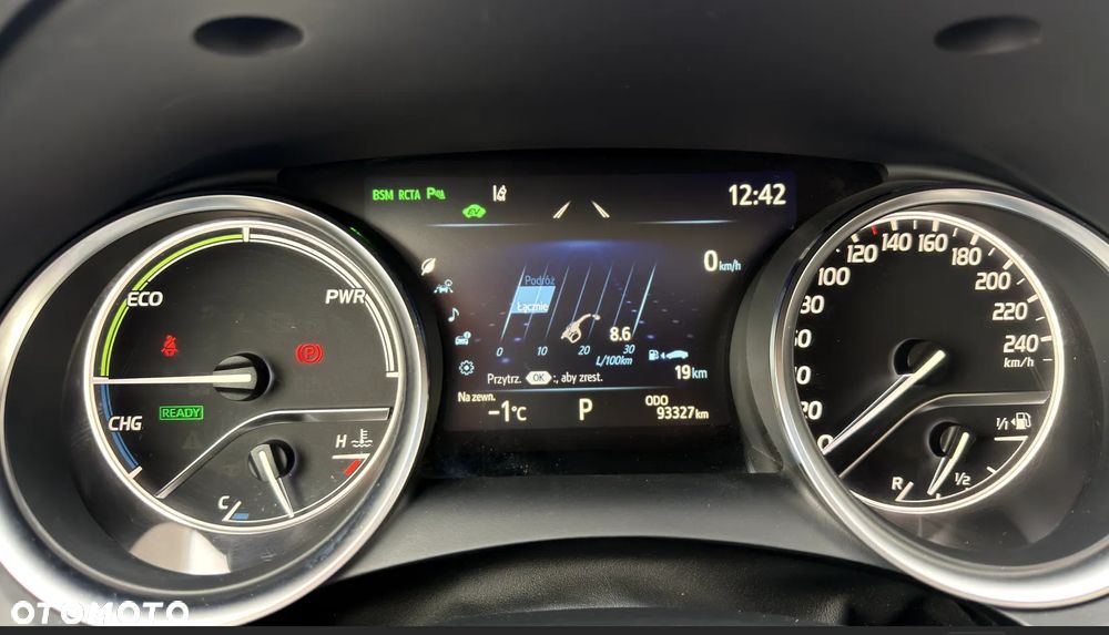 Toyota Camry 2.5 Hybrid Executive CVT - 2