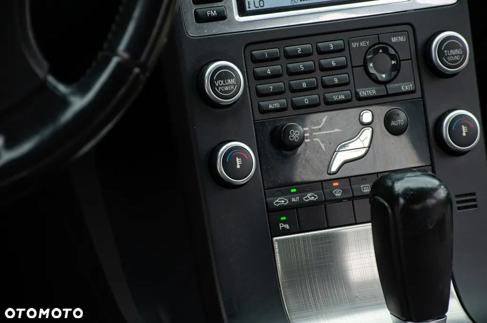 Volvo S80 2.4D Momentum - 30