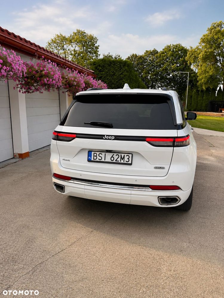 Jeep Grand Cherokee - 8