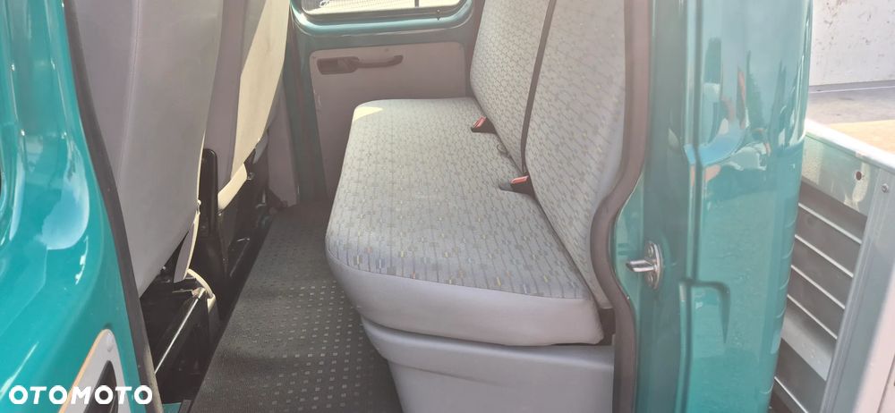 Volkswagen T5 4x4 doka,brygadówka - 13