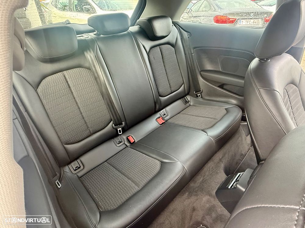 Audi A3 Sportback 1.6 TDI Attraction - 10