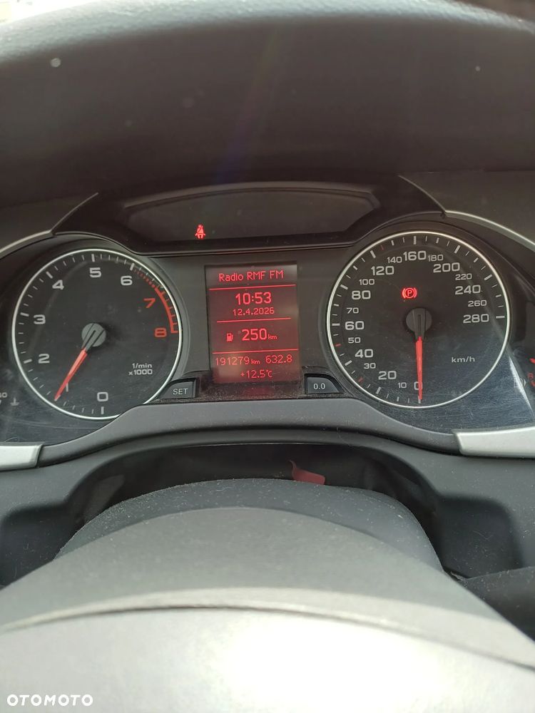 Audi A4 Limousine - 7