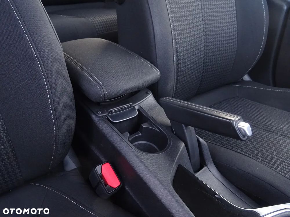 Peugeot 308 1.5 BlueHDi Business Line S&S - 17