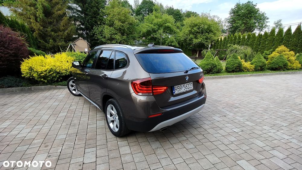 BMW X1 sDrive18d xLine - 6