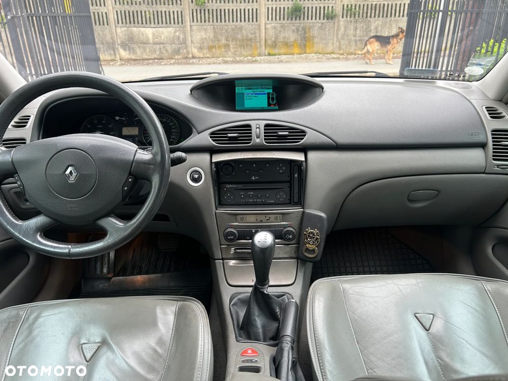 Renault Laguna - 6