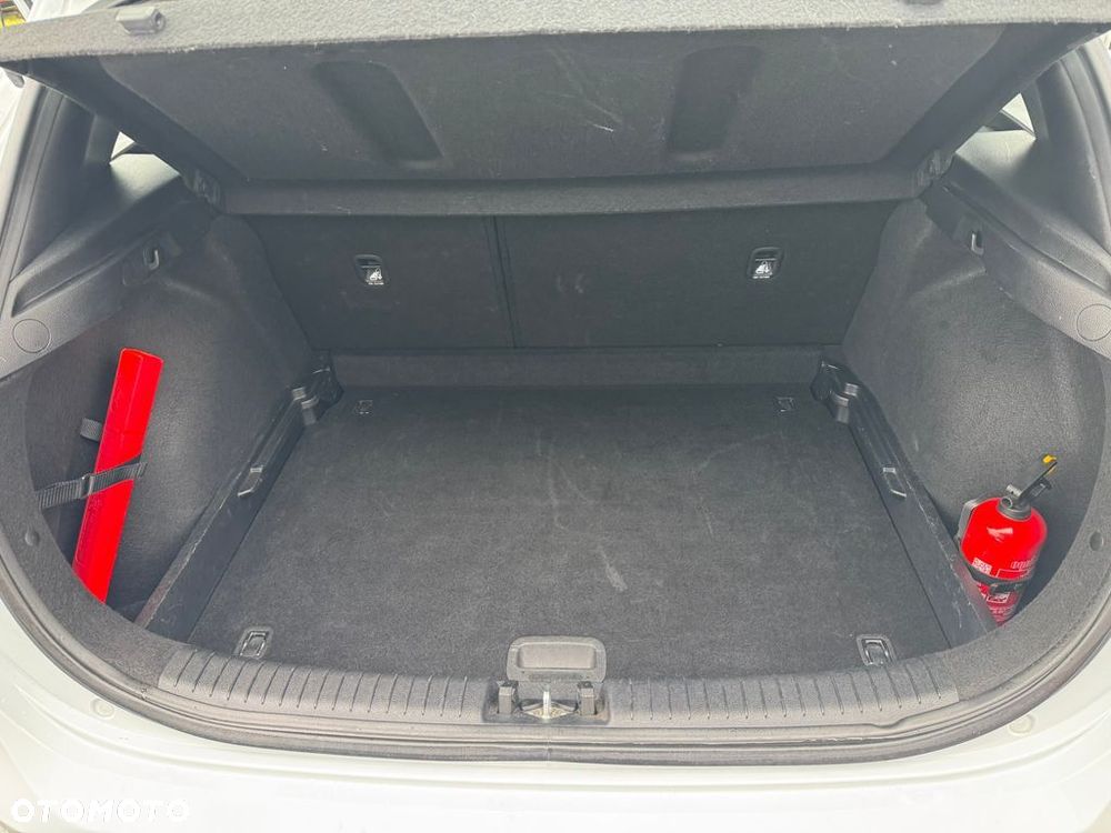 Kia Ceed 1.5 T-GDI M - 20
