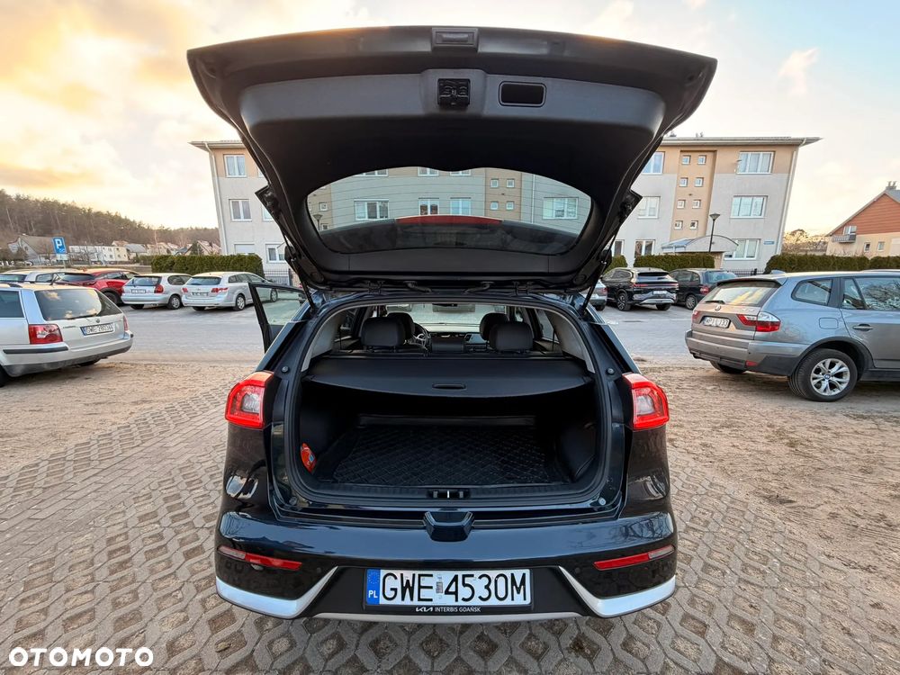 Kia Niro 1.6 GDI Hybrid L - 12