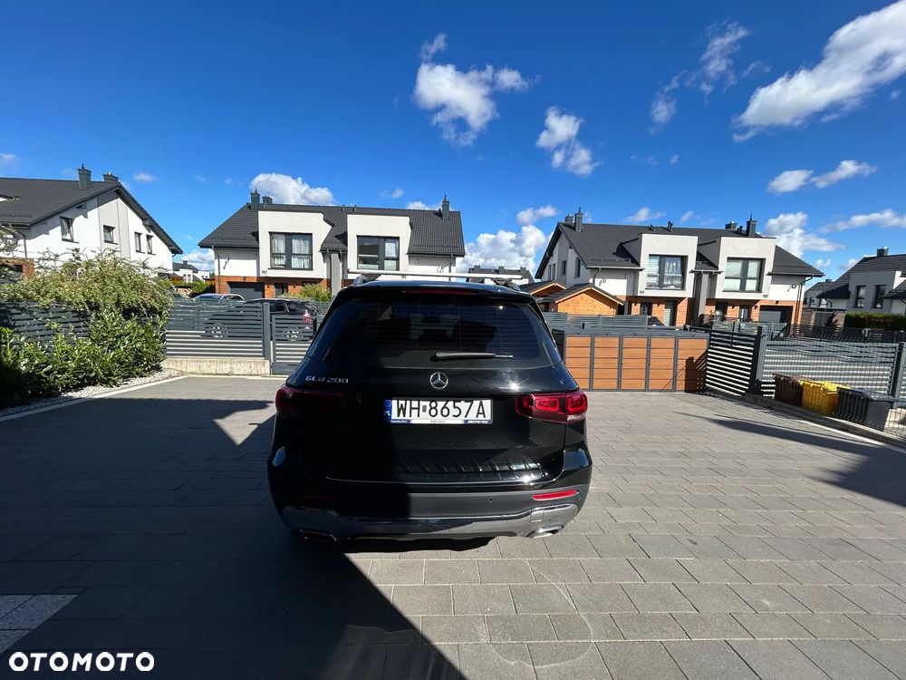 Mercedes-Benz GLB 200 7G-DCT - 14