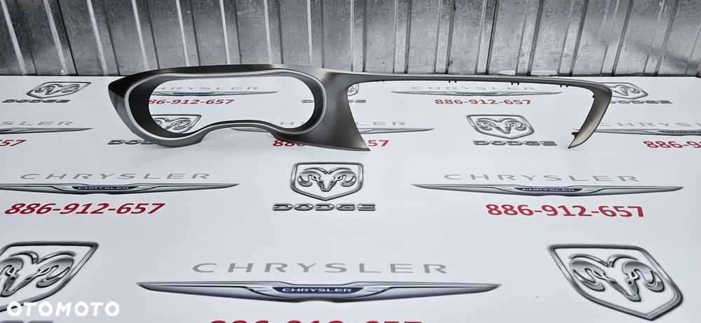 Chrysler Pacifica 2016- Listwa ozdobna kokpitu Dekor deski rozdzielczej Ramka licznika 627609874 61868AF - 1