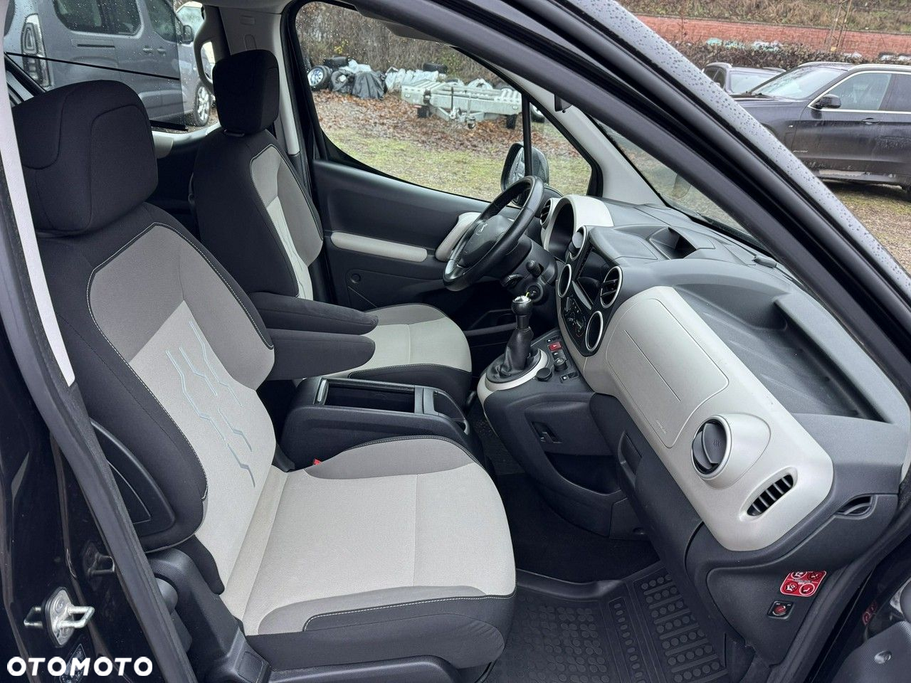 Peugeot Partner - 12