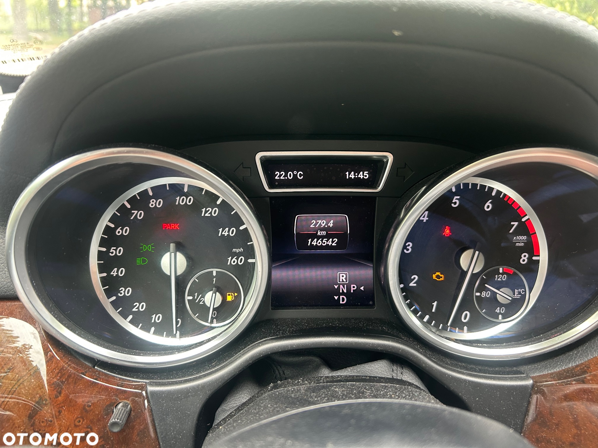 Mercedes-Benz GL 400 4Matic 7G-TRONIC - 28