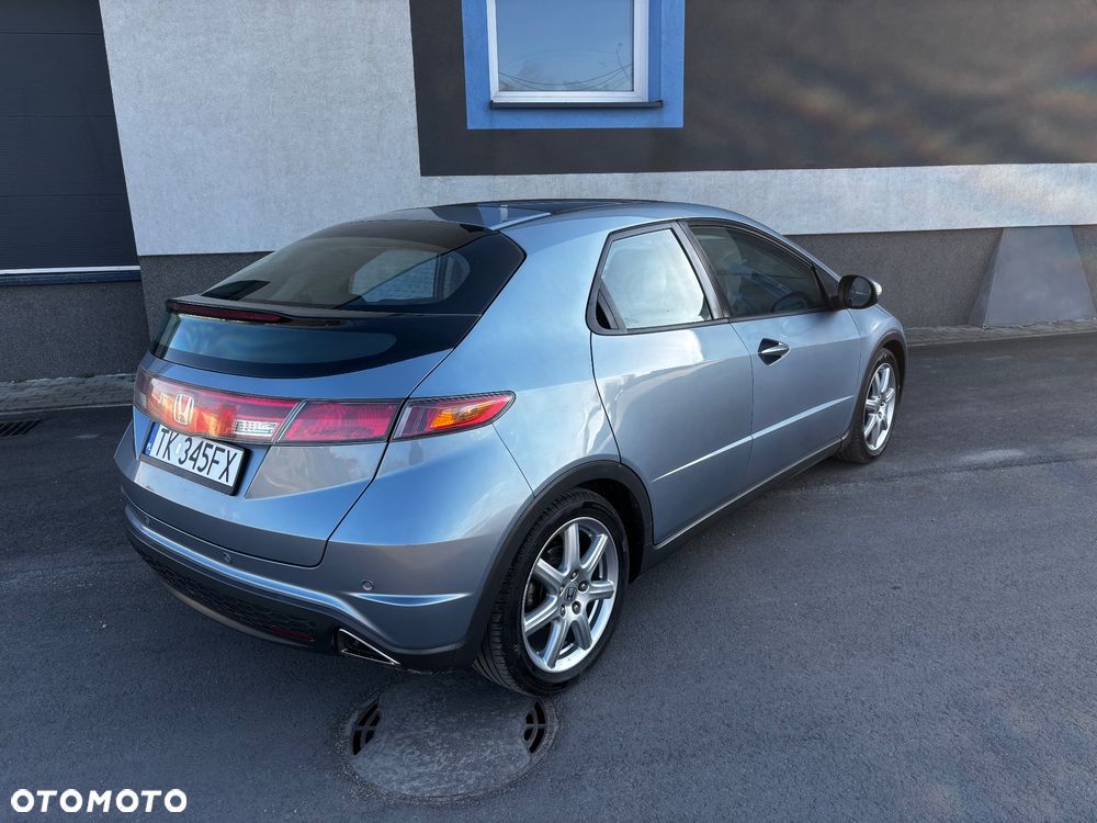 Honda Civic 1.8 Executive - 4