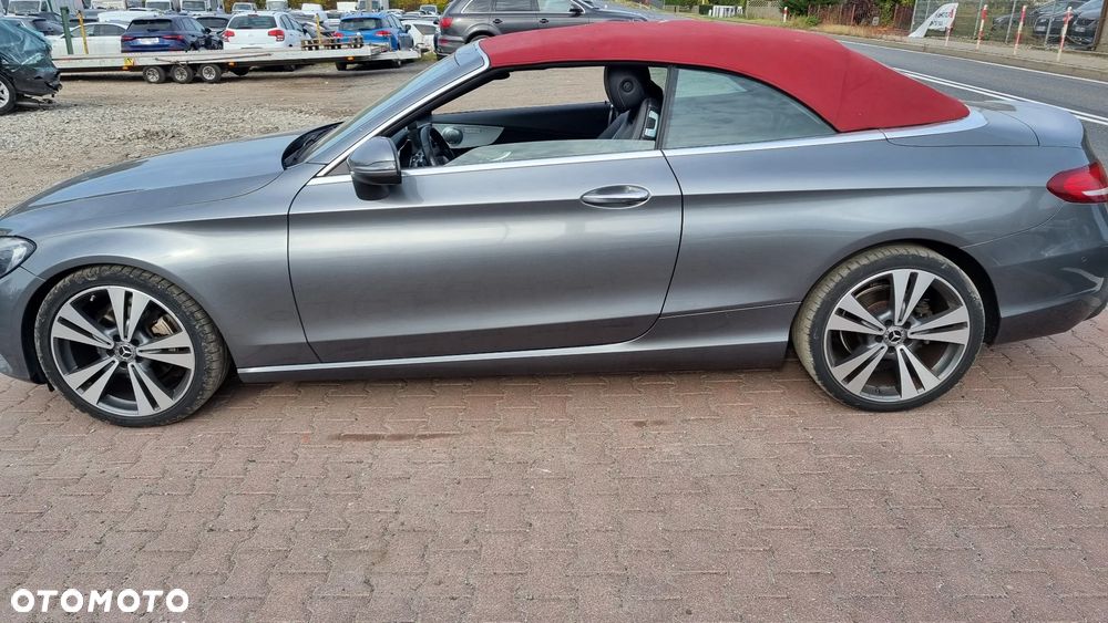 Mercedes-Benz C-Class 2017 photo 2