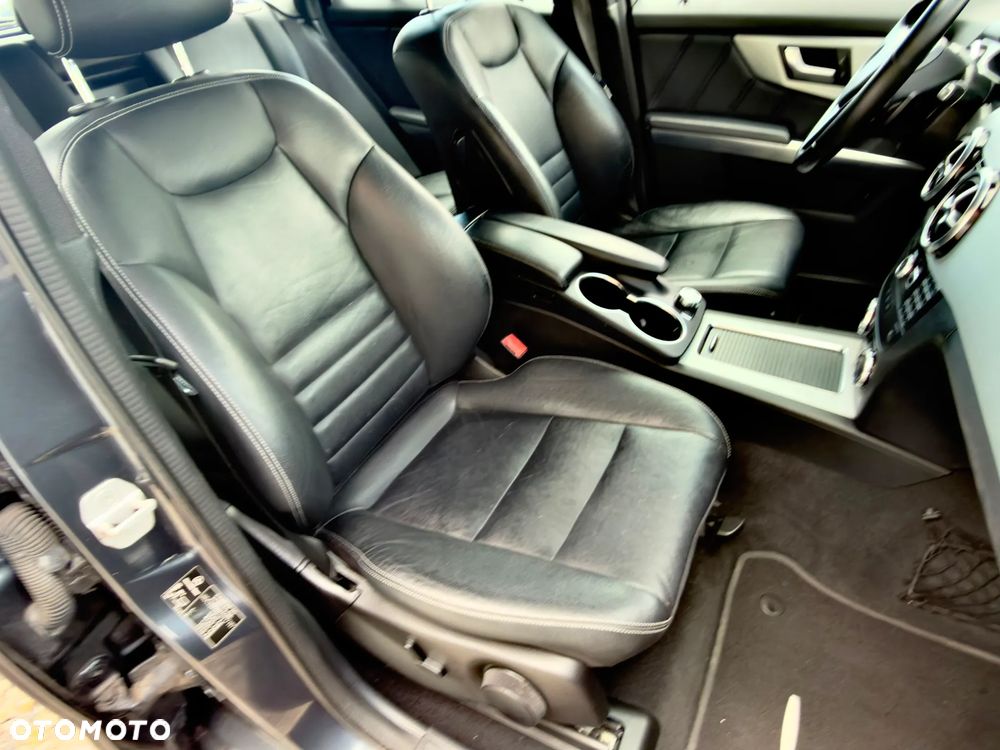 Mercedes-Benz GLK 350 4Matic (BlueEFFICIENCY) 7G-TRONIC - 19