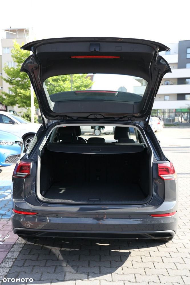 Volkswagen Golf 2.0 TDI Life - 31
