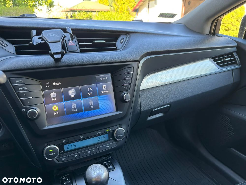 Toyota Avensis 1.8 Prestige - 12