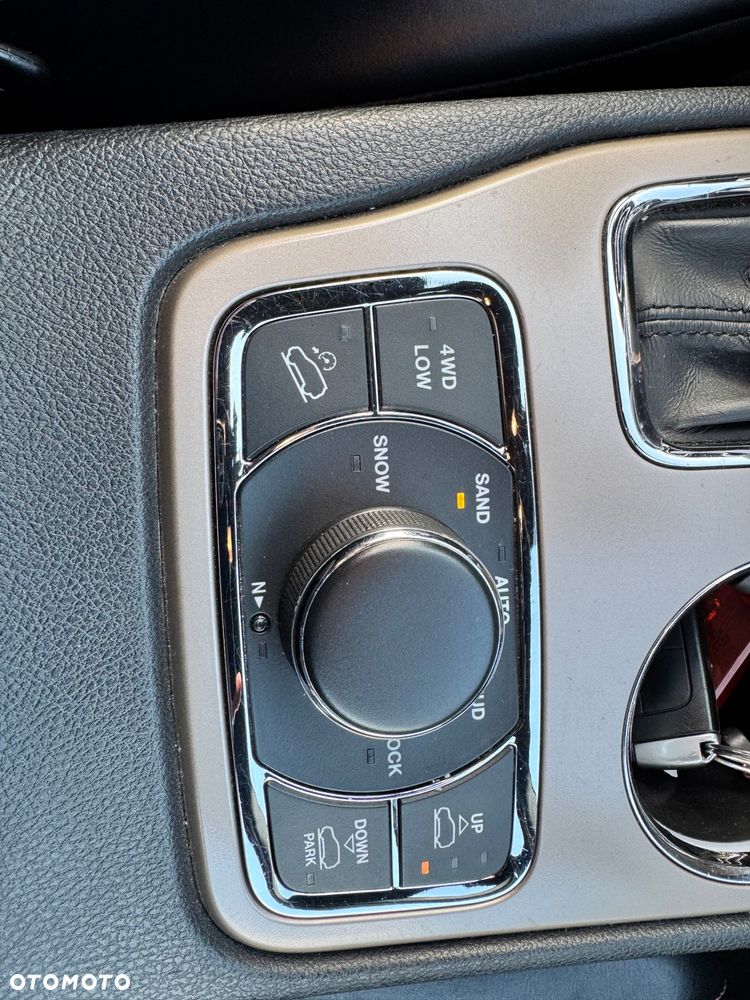 Jeep Grand Cherokee 3.0 CRD 75th Anniver - 38