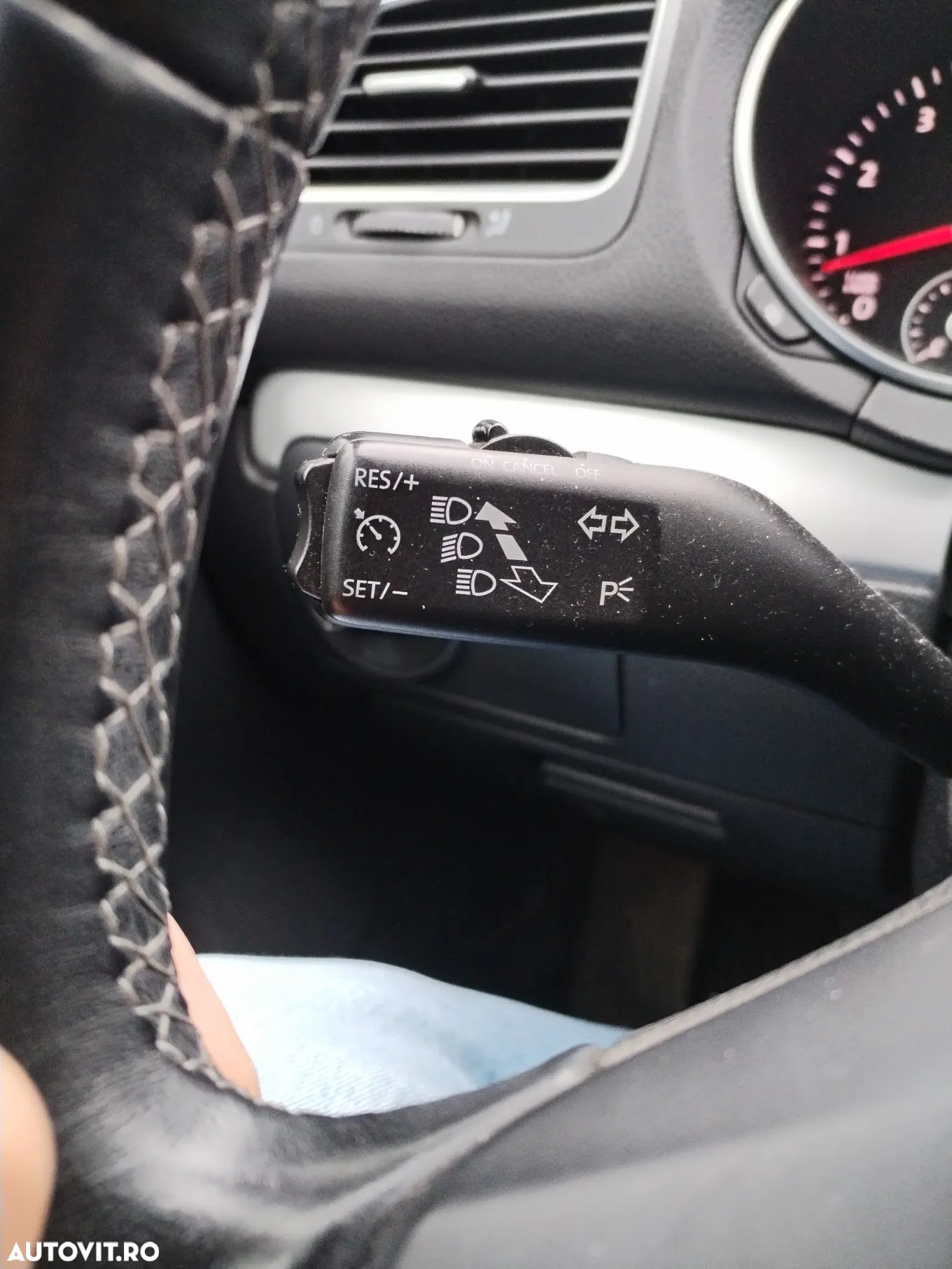 Volkswagen Golf - 12