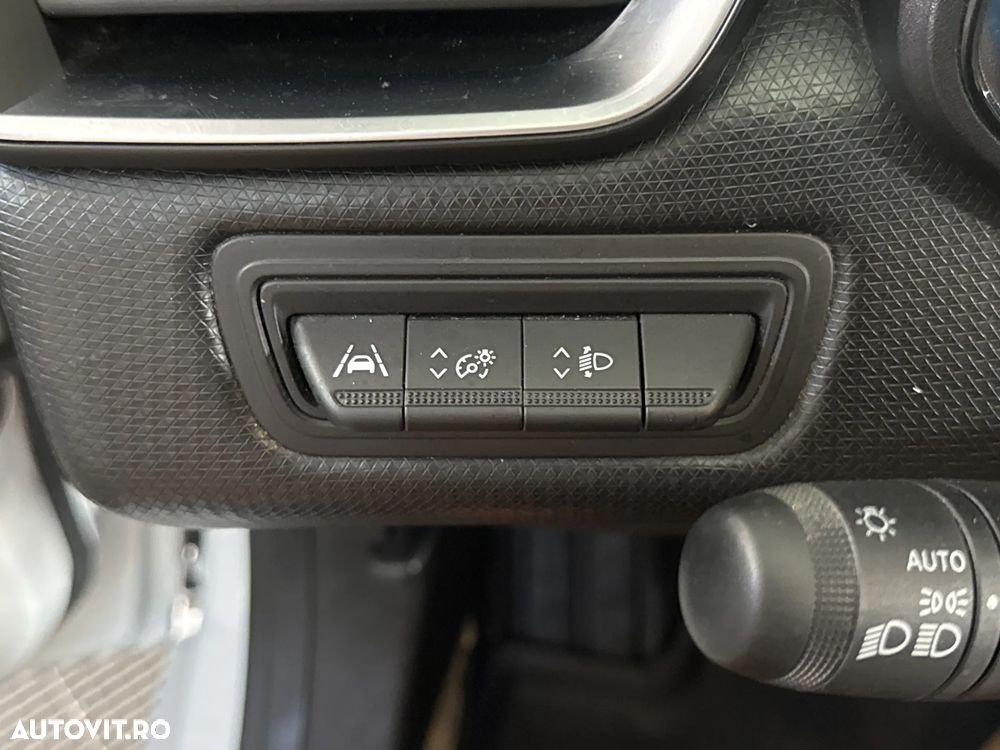 Renault Clio - 15