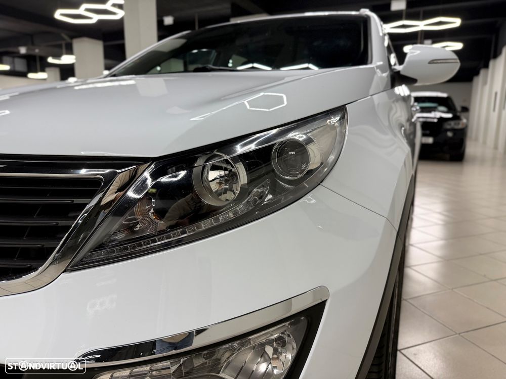 Kia Sportage 1.7 CRDI ISG LX - 10