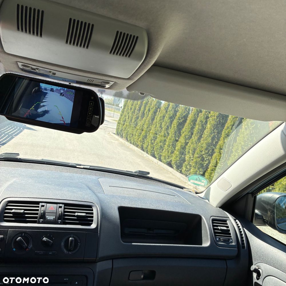 Skoda Fabia - 8
