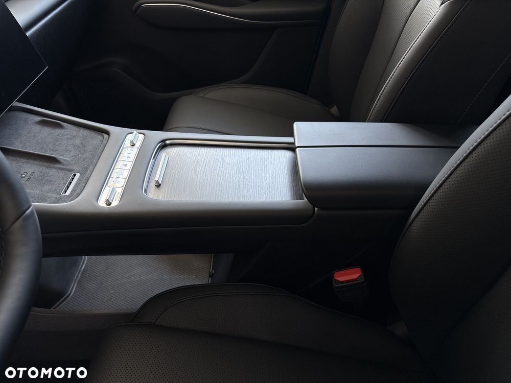 Omoda 7 1.5 T-GDi Super Hybrid Luxury - 22