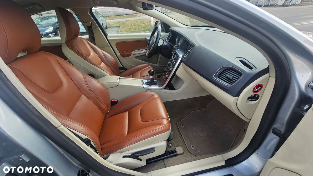 Volvo S60 DRIVe Summum - 12