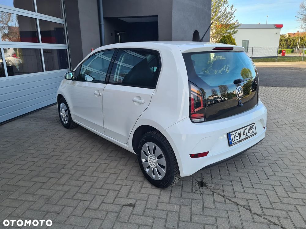 Volkswagen up! United - 12