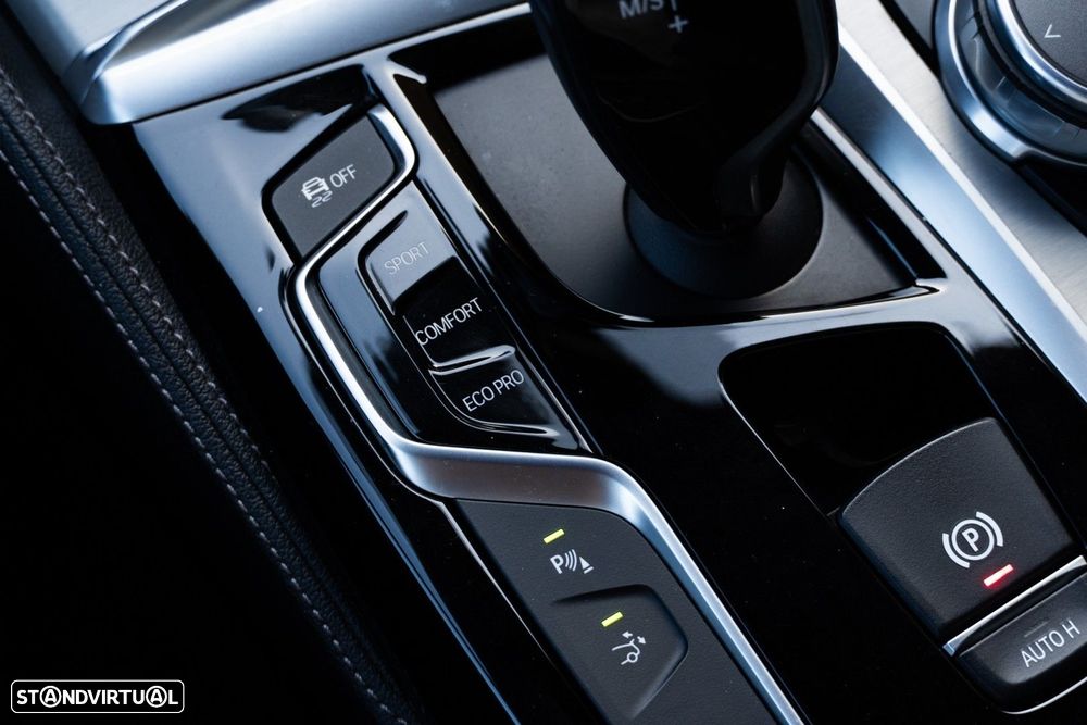 BMW 630 Gran Turismo d Pack M - 31