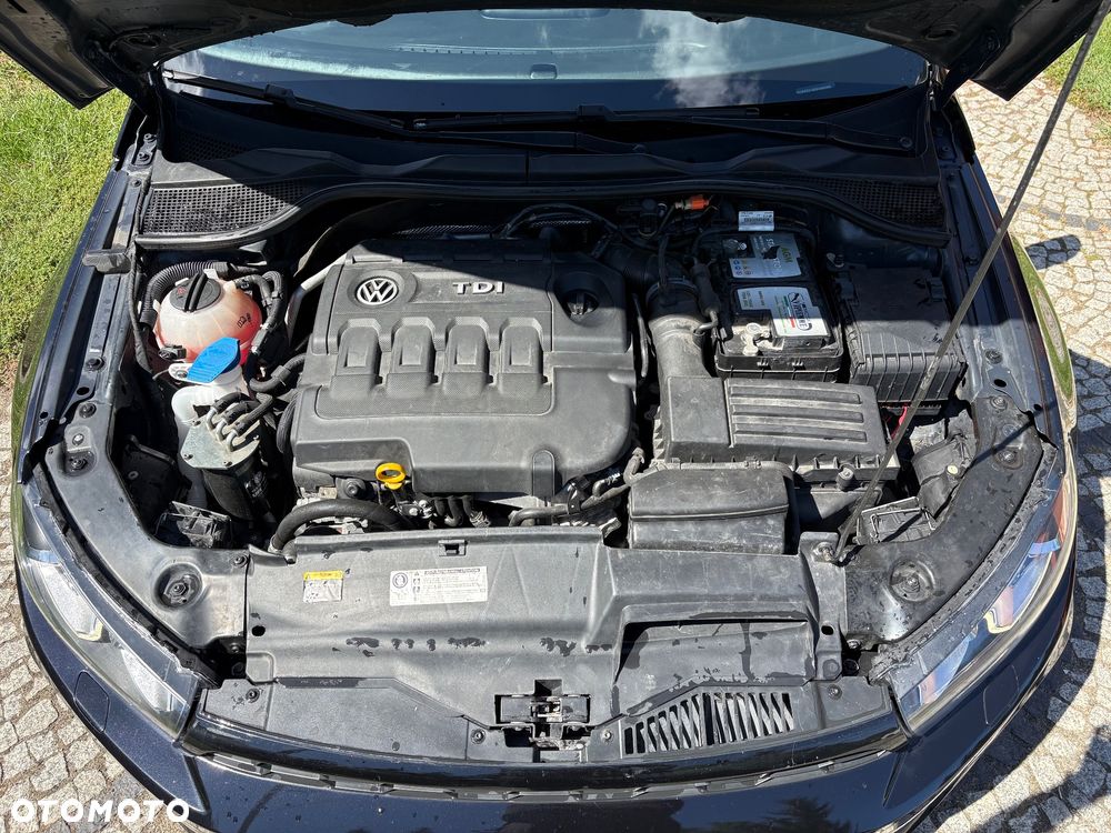Volkswagen Scirocco 2.0 TDI BMT DSG - 9