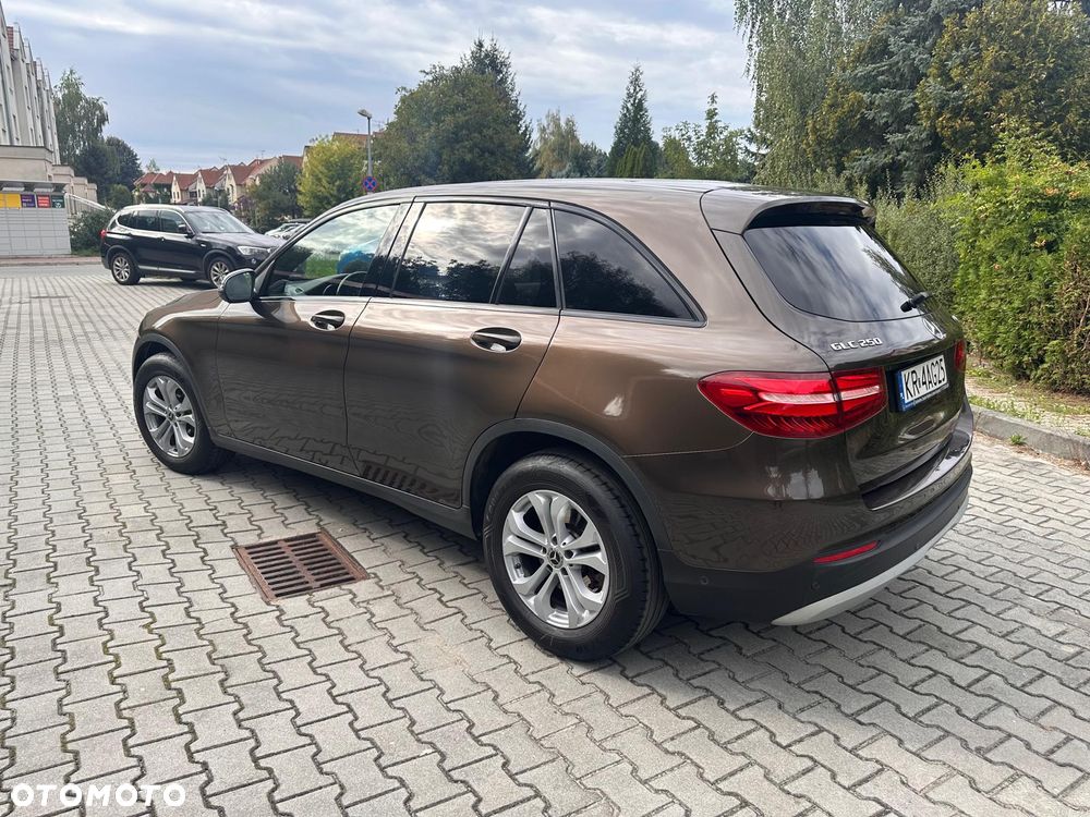 Mercedes-Benz GLC - 5