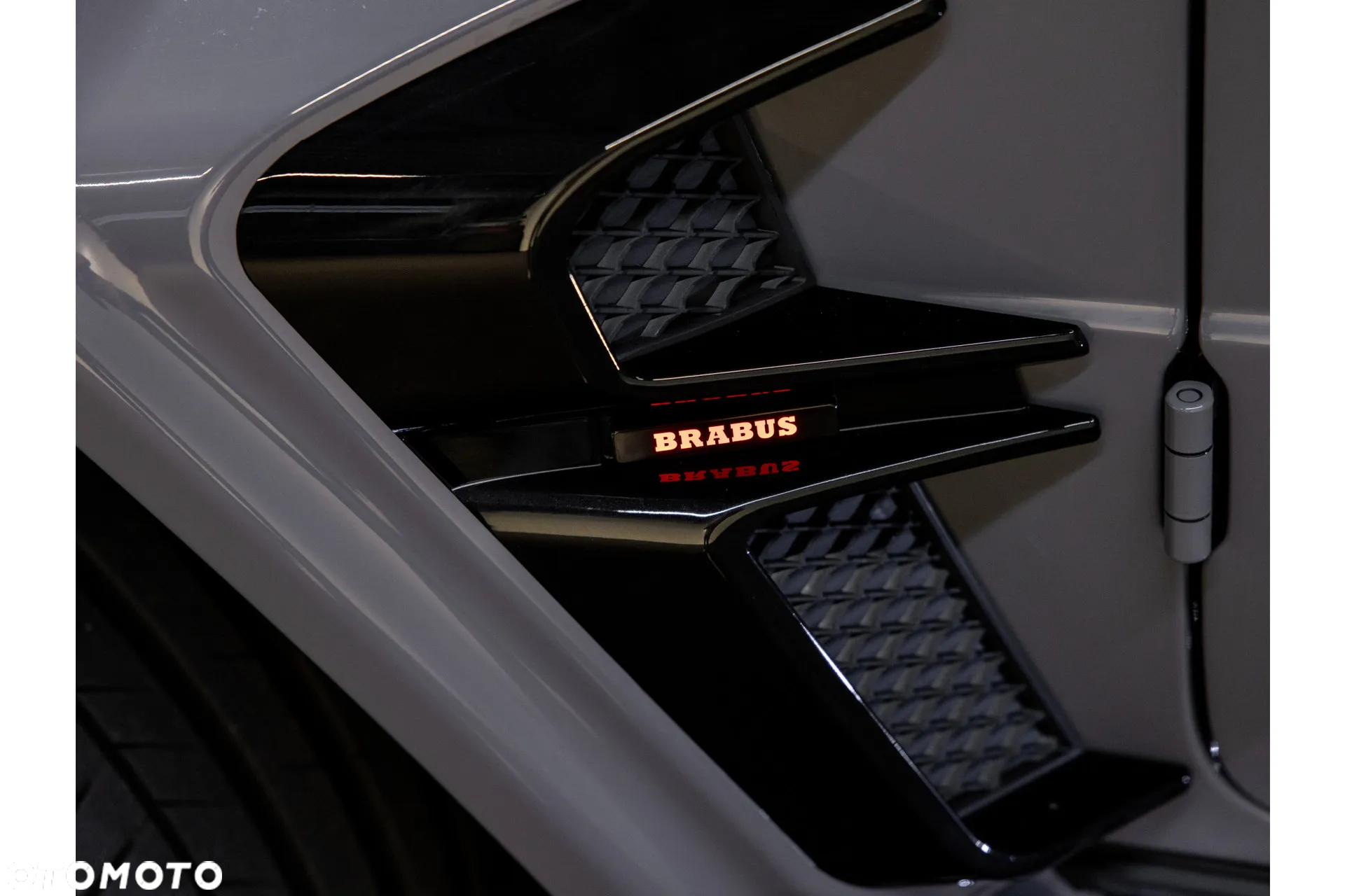 Mercedes-Benz Klasa G 500 9G-TRONIC AMG Line - 13