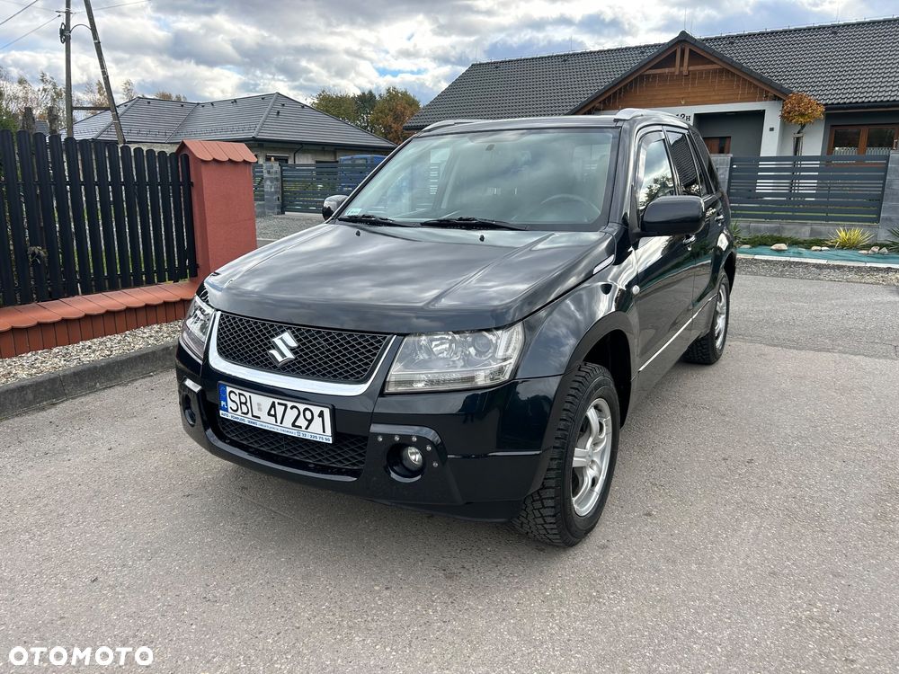 Suzuki Grand Vitara 2.0 - 1