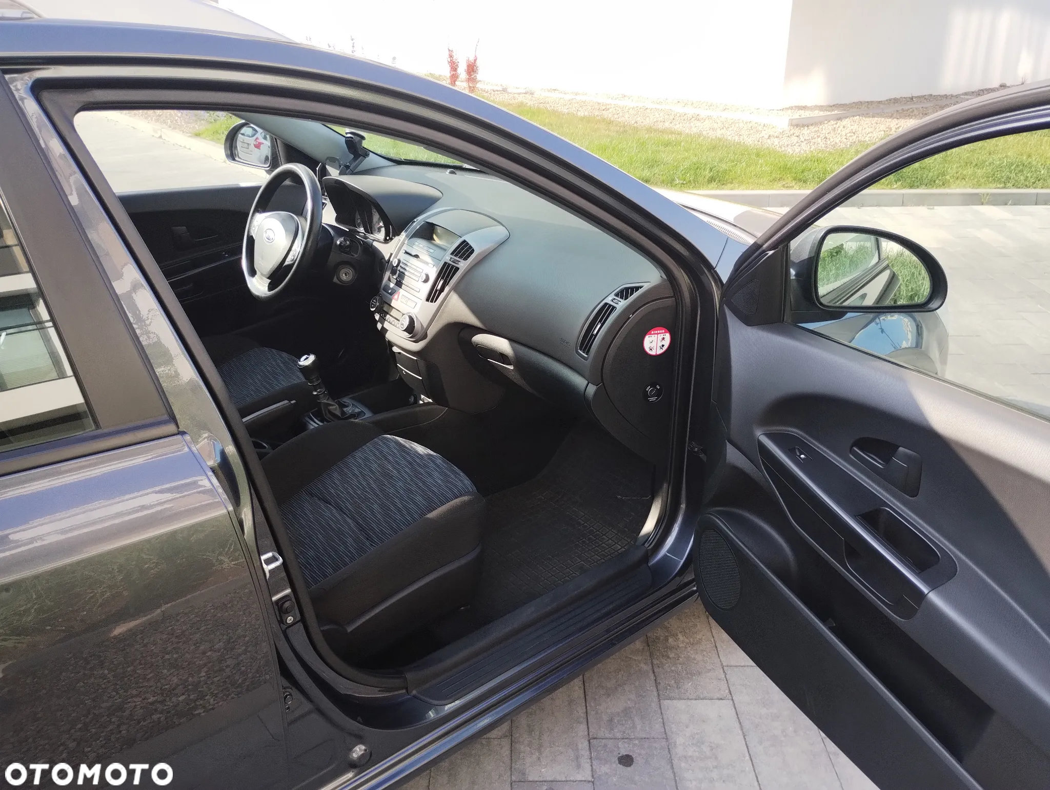 Kia Ceed Cee'd 1.6 Comfort + - 8