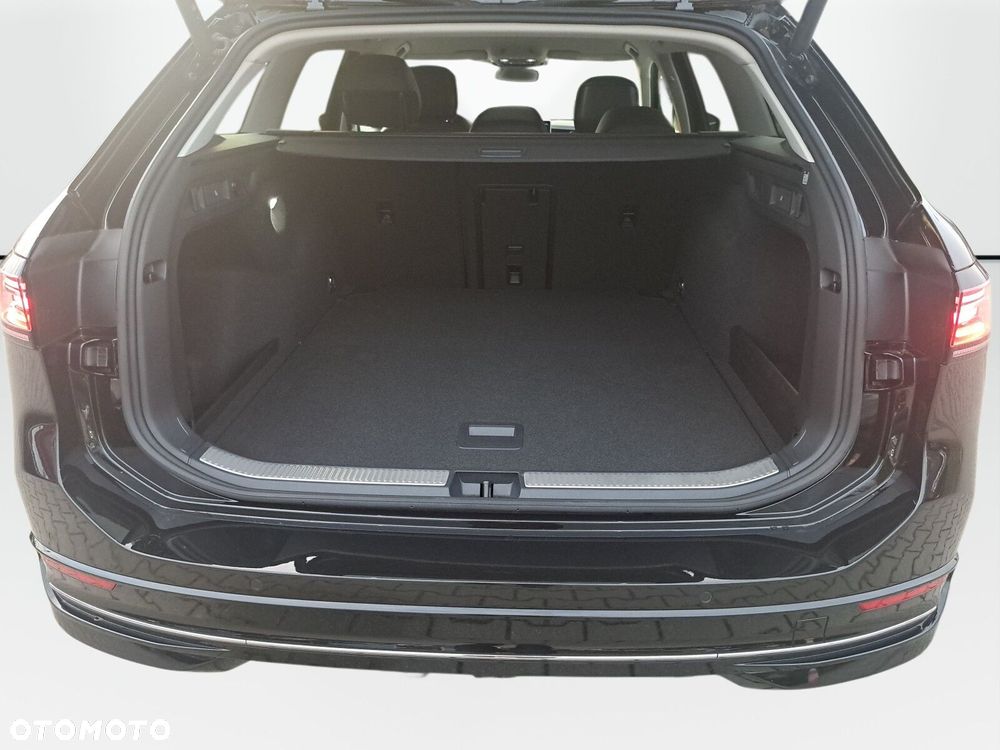 Volkswagen Passat 2.0 TDI SCR Elegance DSG - 11