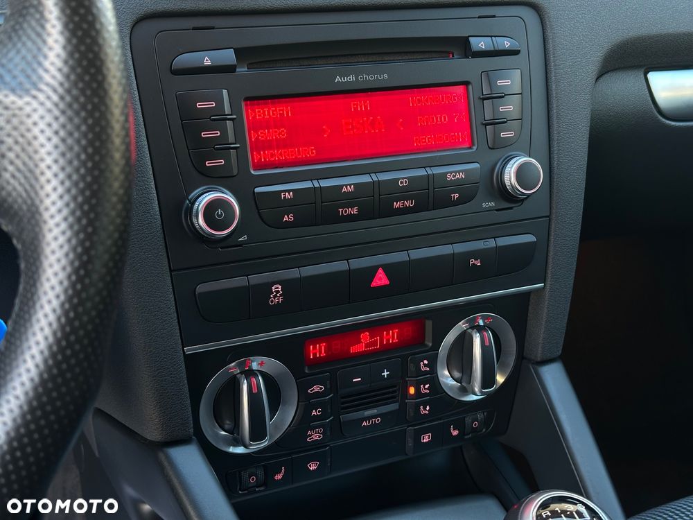 Audi A3 Sportback 1.6 S line Sportpaket plus - 33