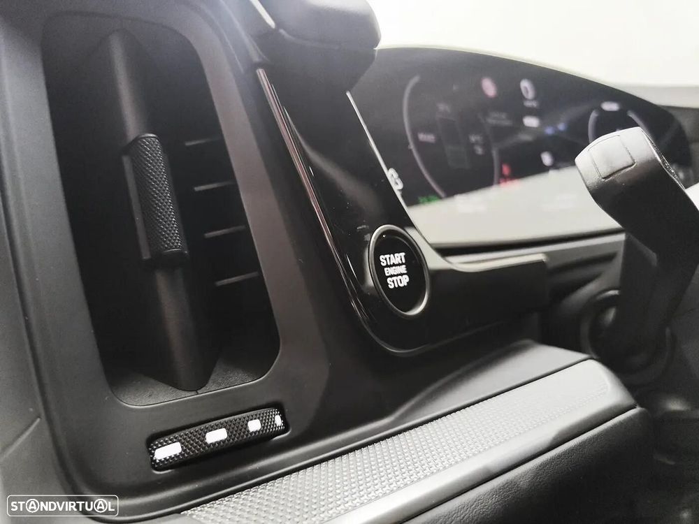 Porsche Cayenne Coupé E-Hybrid - 17