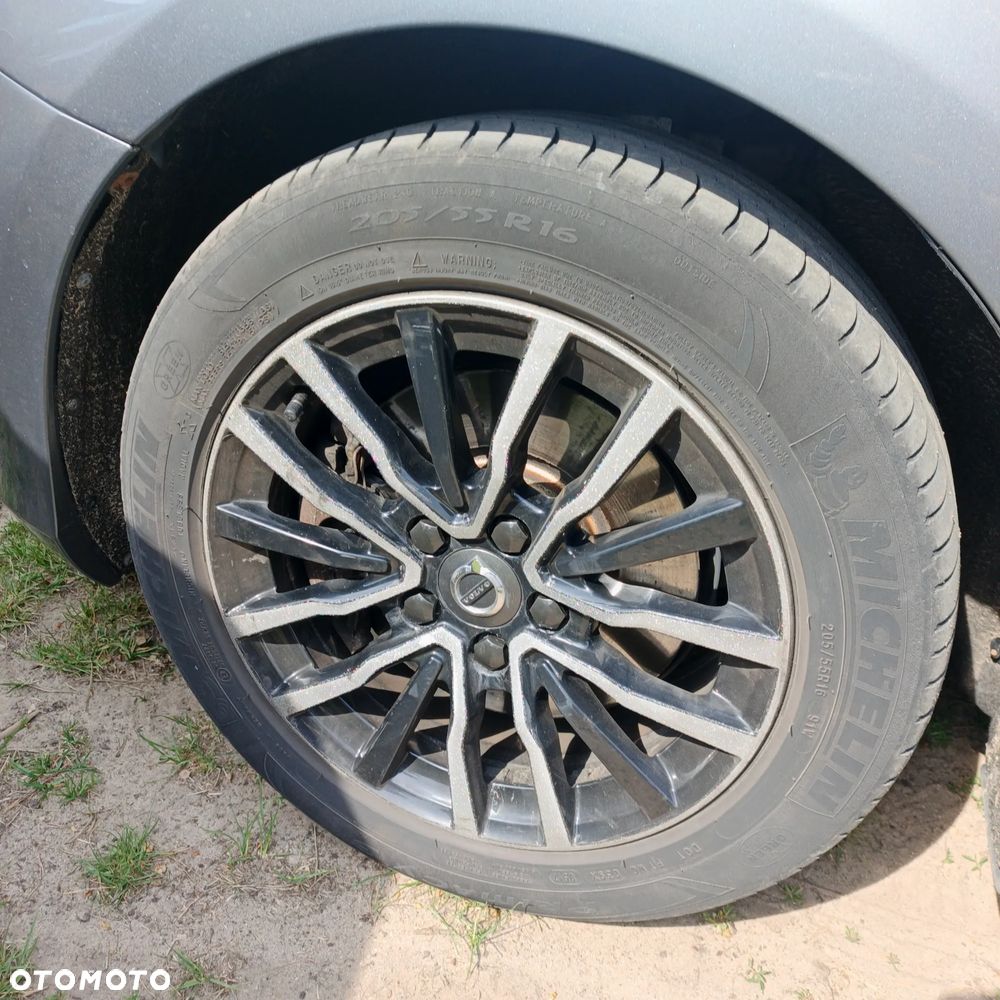 Volvo V40 T3 Drive-E Momentum - 18
