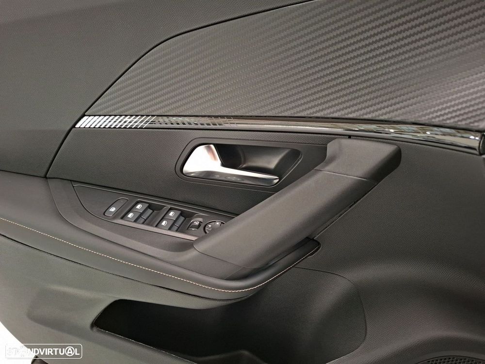 Peugeot e-2008 54 kWh Allure - 20