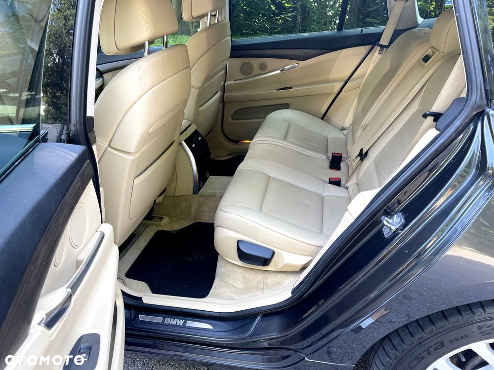 BMW 5GT 530d xDrive Gran Turismo - 28