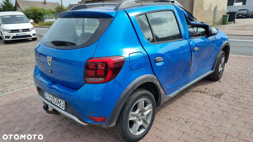 Dacia Sandero Stepway Blue dCi 95 Essential - 3
